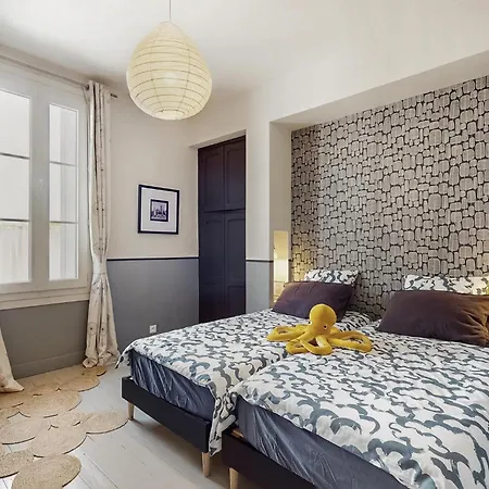 Amazing In Saint-georges-de-didon Casa vacanze